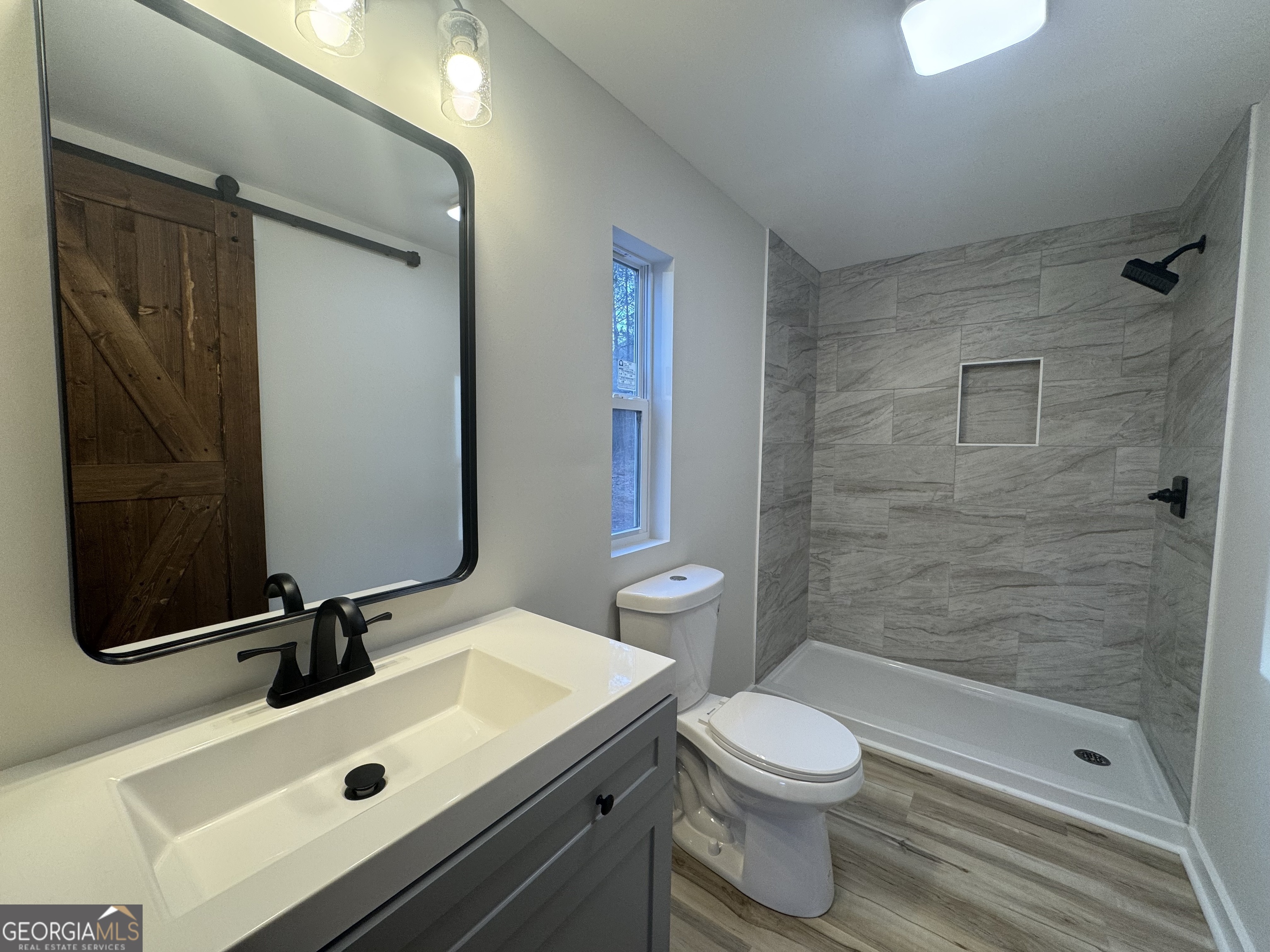 Barnesville, Georgia 30204, United States, 3 Bedrooms Bedrooms, ,2 BathroomsBathrooms,Residential,Active,4076