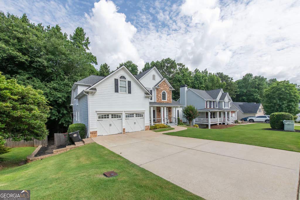 Photo of 95 Valleyside Drive, Dallas, GA 30157 (MLS # 10795482)