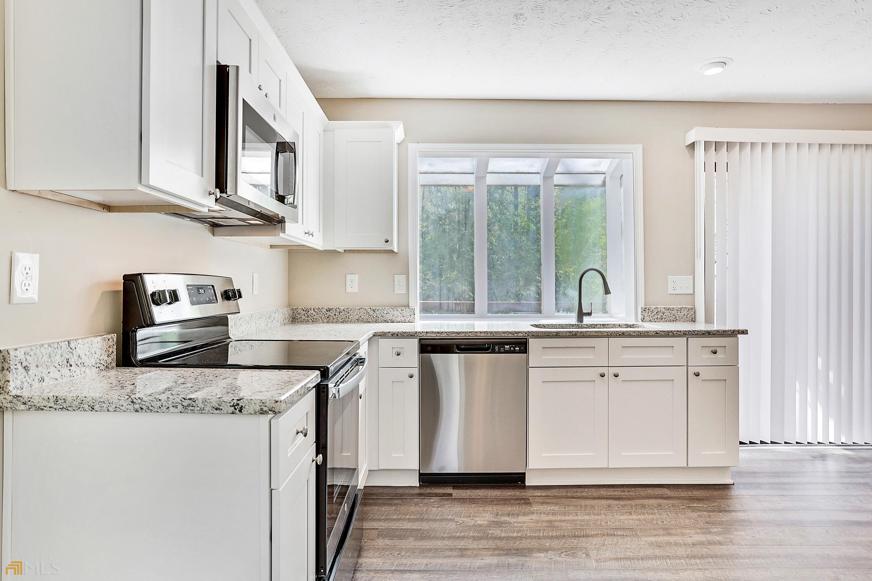 Landings East Sub Un 1 - Residential Lease