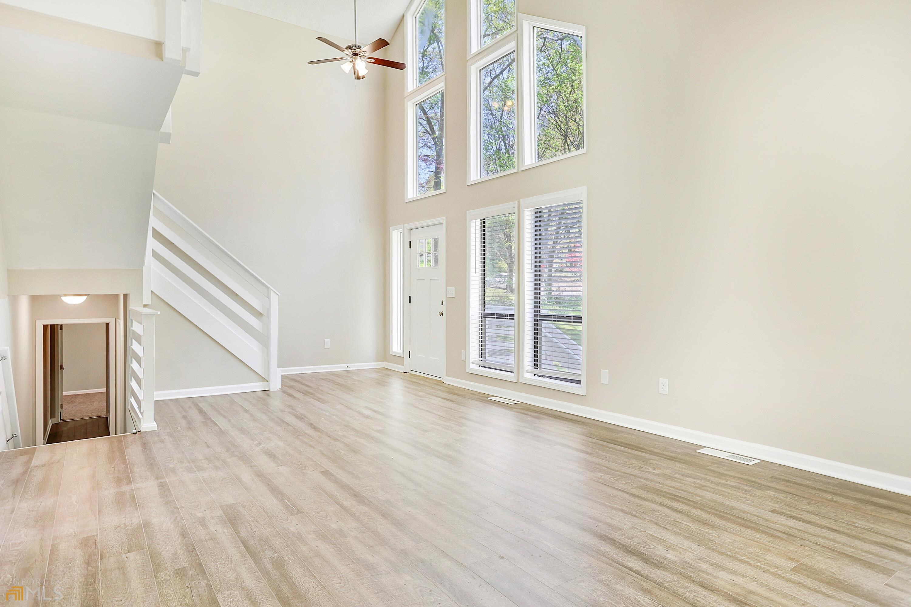 Landings East Sub Un 1 - Residential Lease