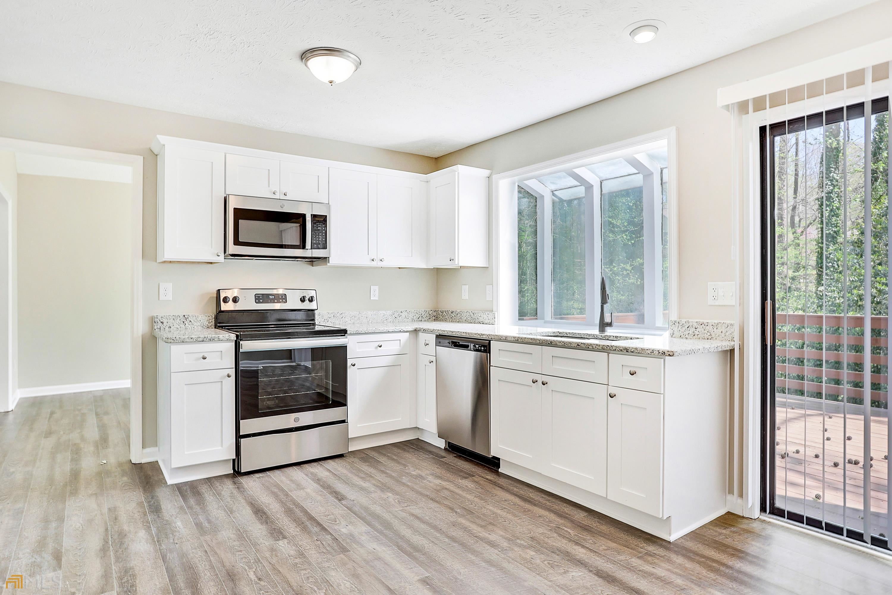 Landings East Sub Un 1 - Residential Lease
