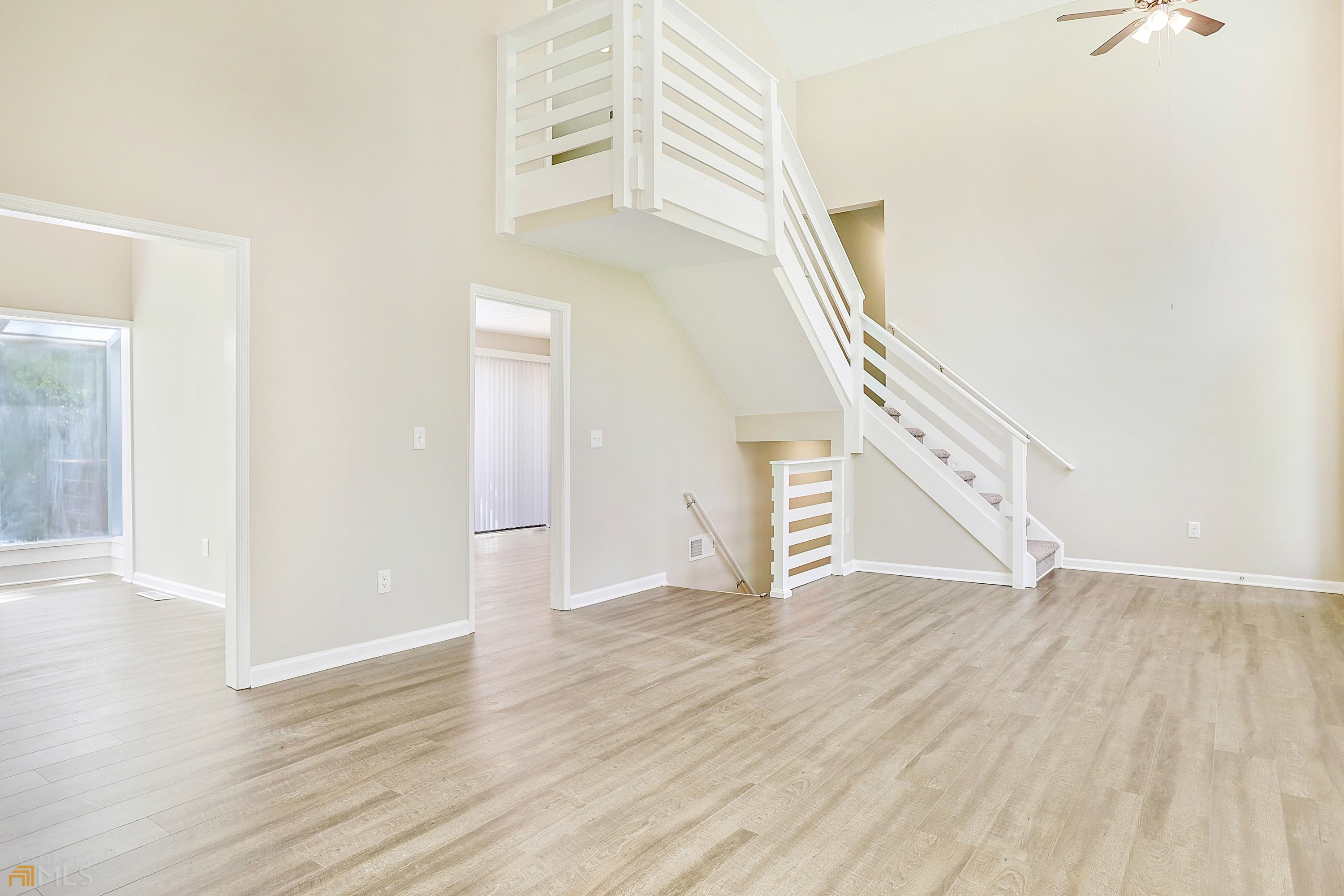 Landings East Sub Un 1 - Residential Lease