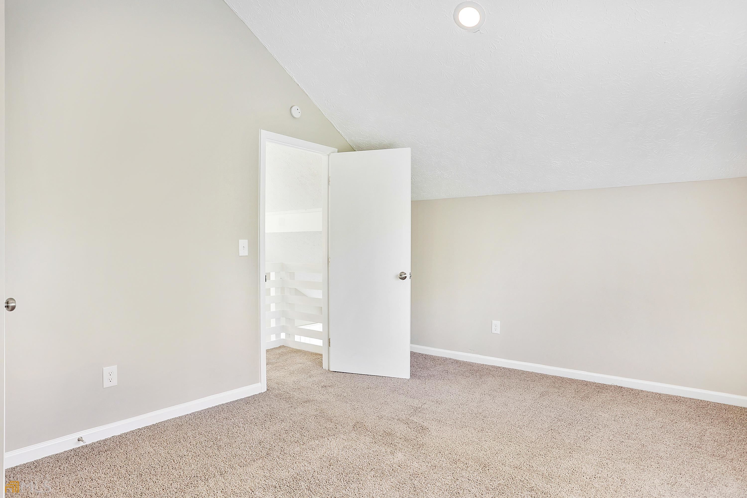 Landings East Sub Un 1 - Residential Lease