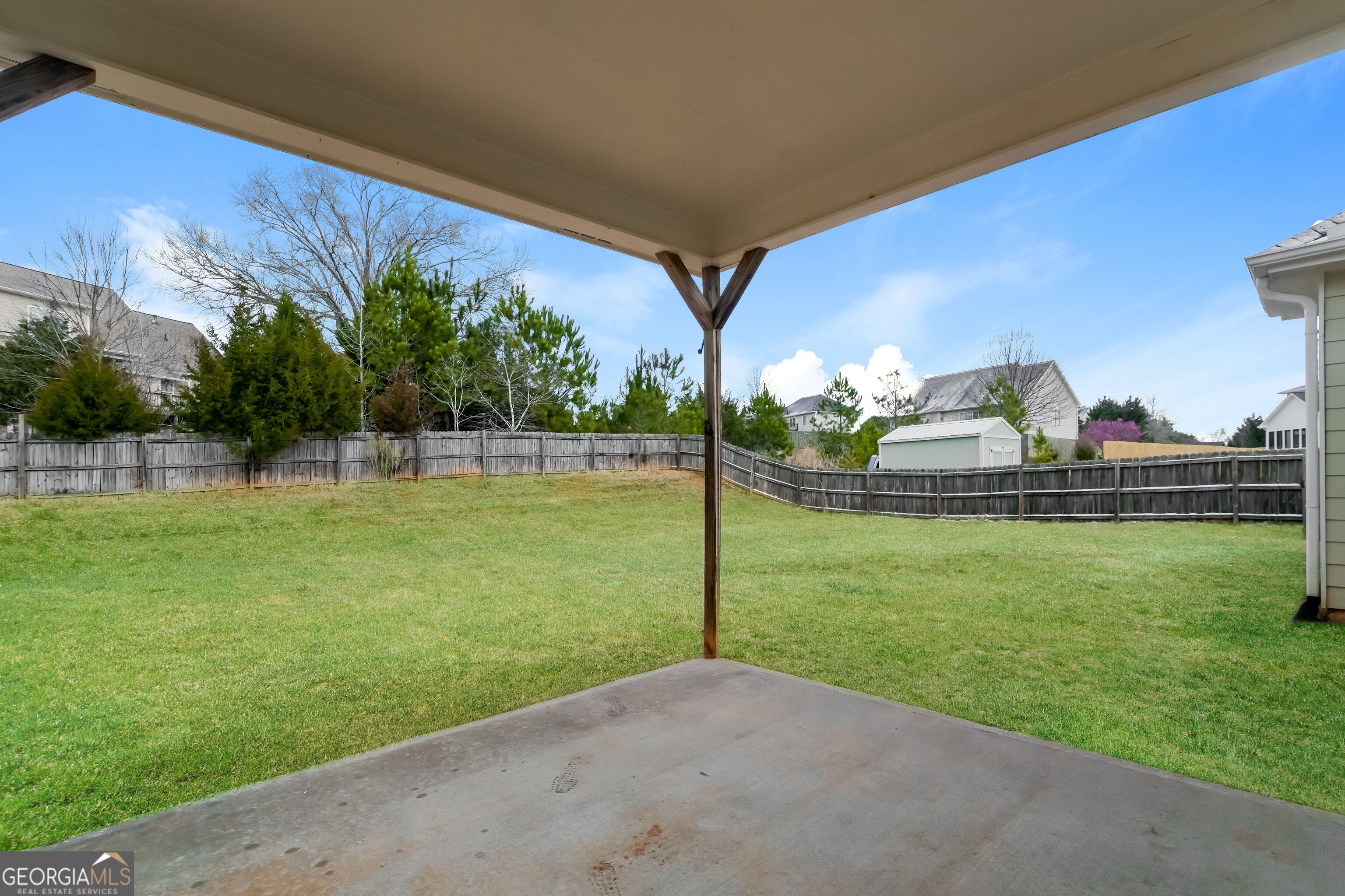 44 Colonial CIR NW