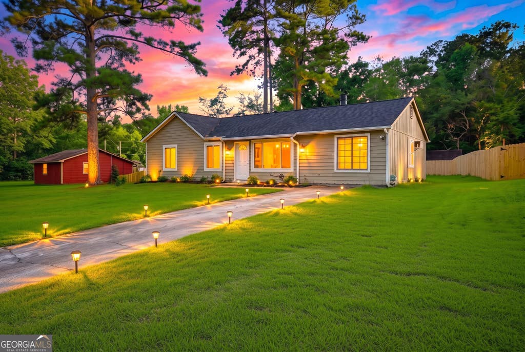 Photo of 2680 Landington Way, Duluth, GA 30096 (MLS # 10810646)