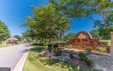 Photo of 0 Orchard Drive, Clarkesville, GA 30523 (MLS # 10637493)