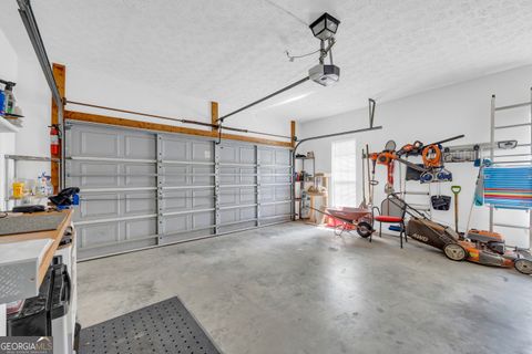 A home in Toccoa