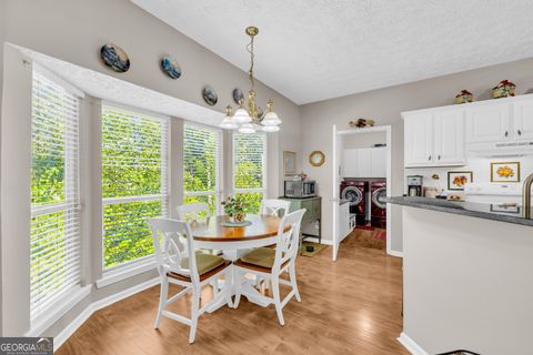 A home in Toccoa