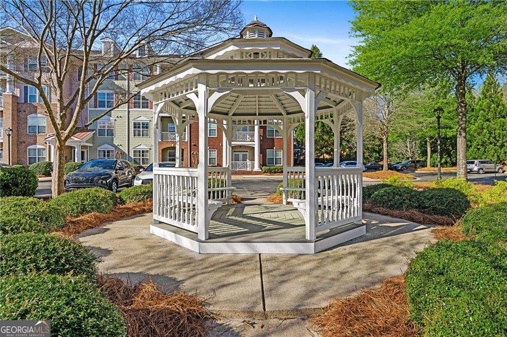 Westside Commons - Residential