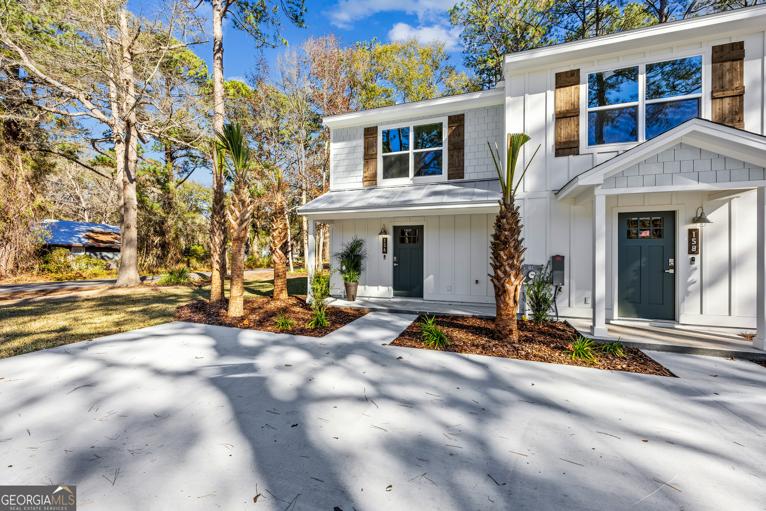 170 Clarks Bluff RD