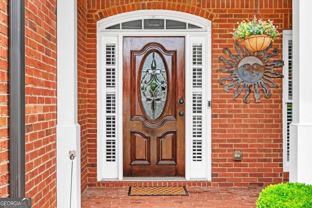 Photo of 1298 Parkview Lane NW, Kennesaw, GA 30152 (MLS # 10755612)