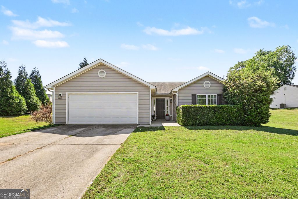 Photo of 1902 Kirkland Avenue, Statham, GA 30666 (MLS # 10766190)