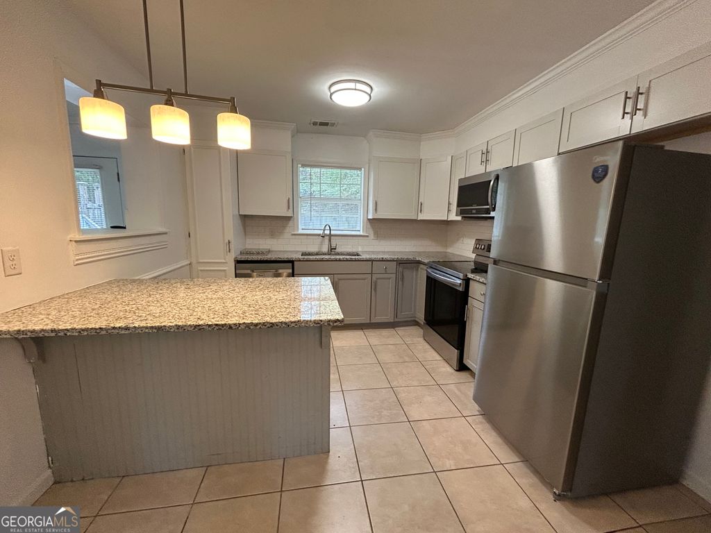 Photo of 5 Indianola Drive, Gainesville, GA 30501 (MLS # 10717111)