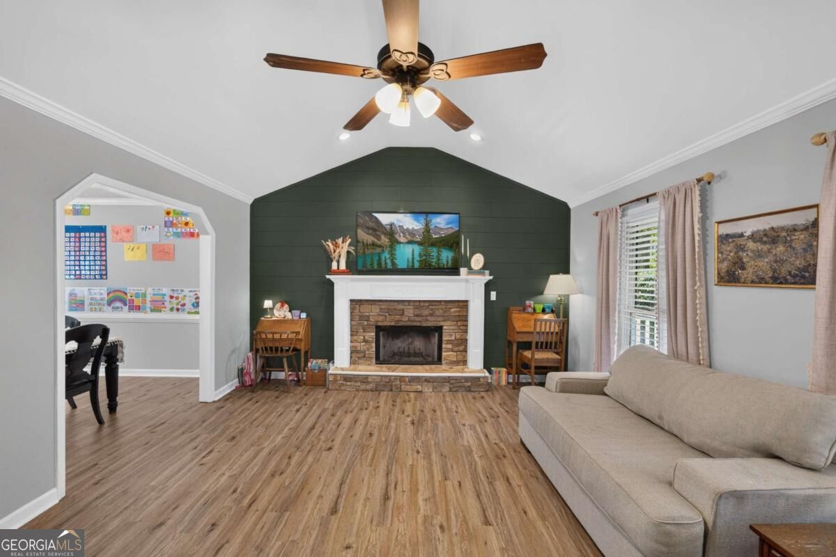 290 Sadler Dr