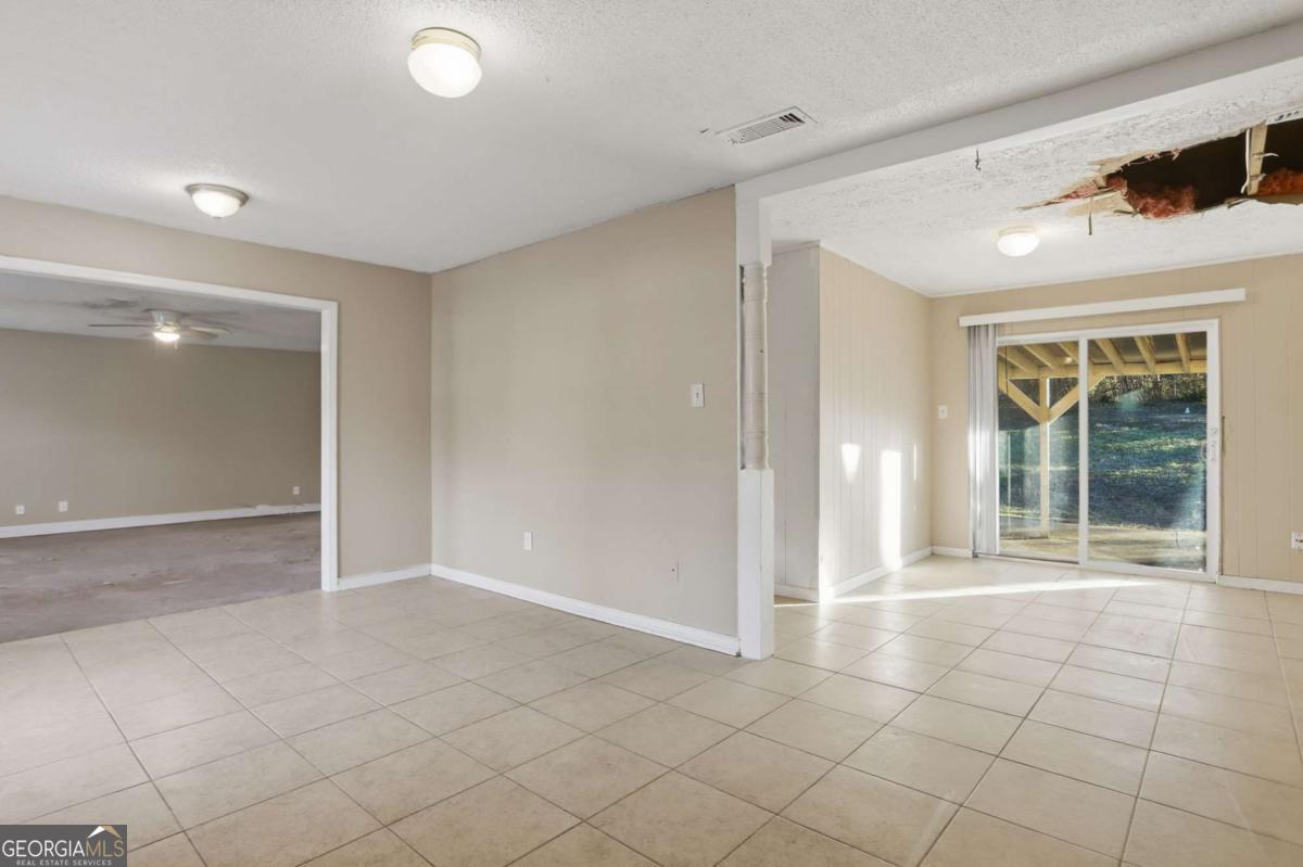 1627 Ridgeview DR NW