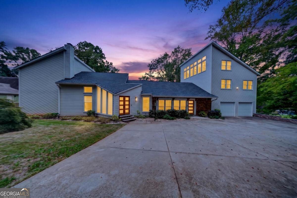 242 Loch WAY