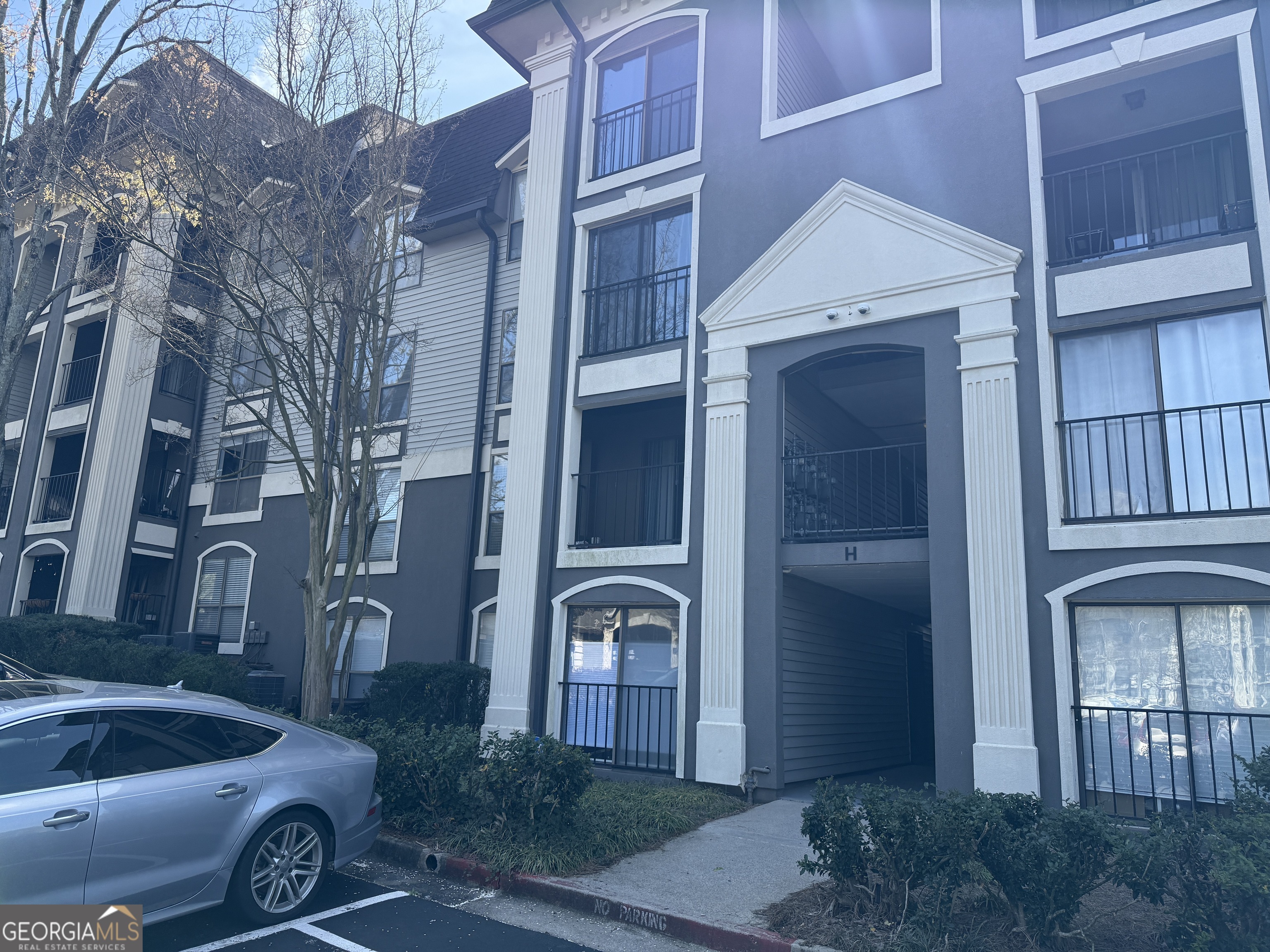 2657 Lenox RD NE APT 110