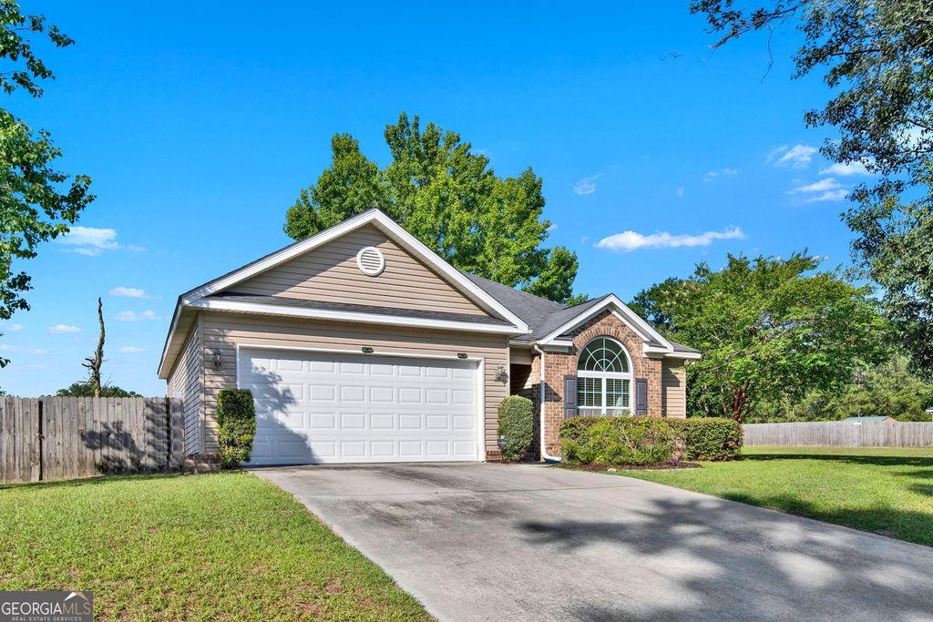 Photo of 104 S Kingsley Drive, Guyton, GA 31312 (MLS # 10794625)
