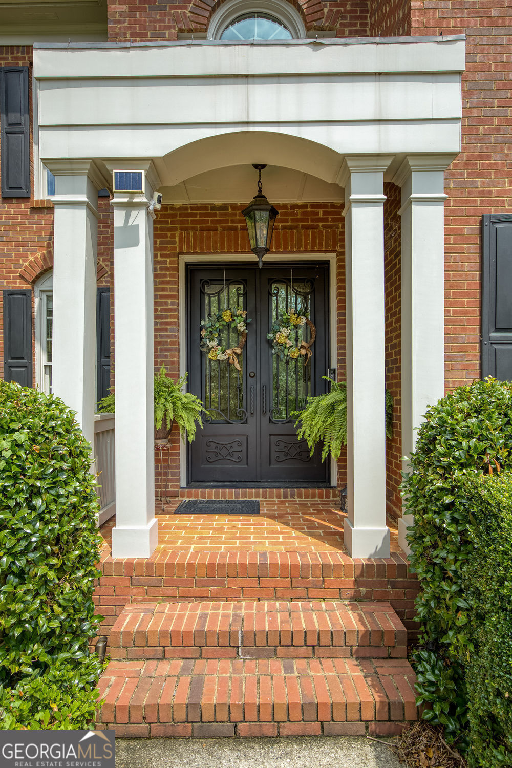 1195 Rugglestone WAY