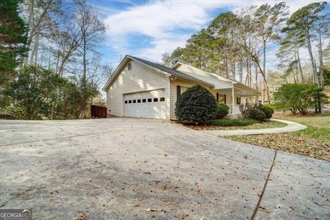 Photo of 701 Longview Drive, Canton, GA 30114 (MLS # 10657729)