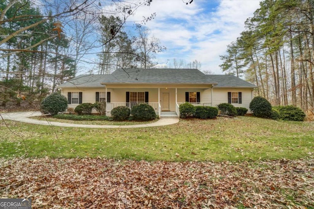 Photo of 701 Longview Drive, Canton, GA 30114 (MLS # 10657729)