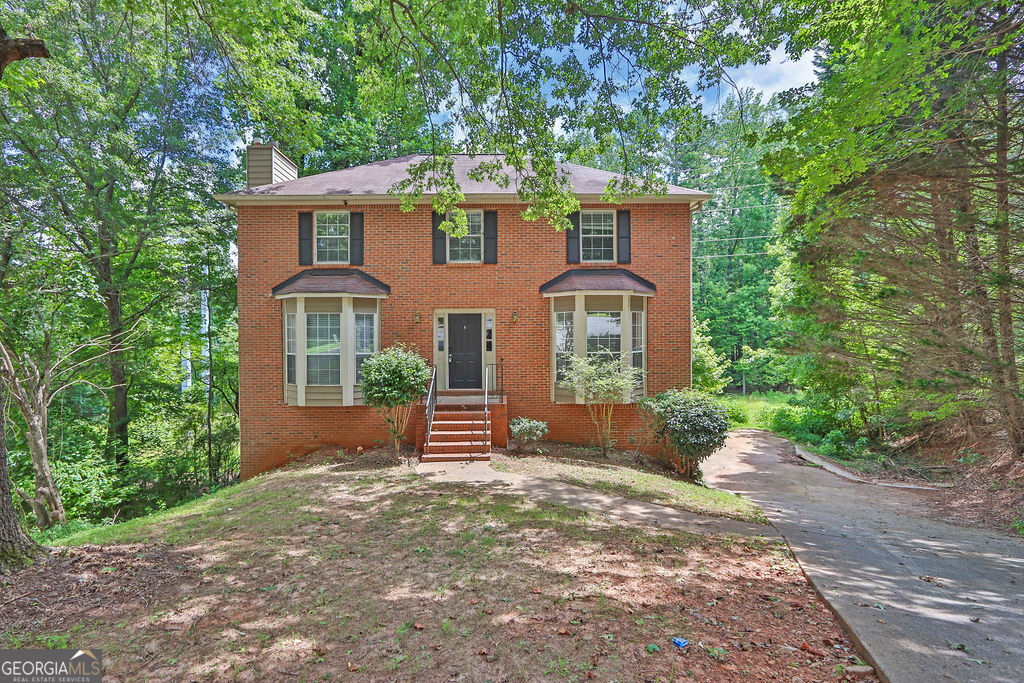 Make a great deal even better with Massive savings through special loan programs with the Preferred Lender Envoy Mortgage with Aubrey Wilcox! Ask the Listing Team for the introduction for up to 100% Financing or even interest rates in the 4s! Step into charm and comfort in this well-maintained Marietta gem, ideally located just minutes from the historic Marietta Square. This home features a spacious layout with a light-filled living area, hardwood floors, and a large backyard perfect for entertaining or relaxing. Whether you're a first-time homebuyer or looking for a smart investment, this property offers exceptional value in a well-established neighborhood. Marietta is known for its vibrant downtown, award-winning parks, and proximity to the Silver Comet Trail. Enjoy local festivals, shopping, and dining in a city that perfectly blends history with modern convenience.