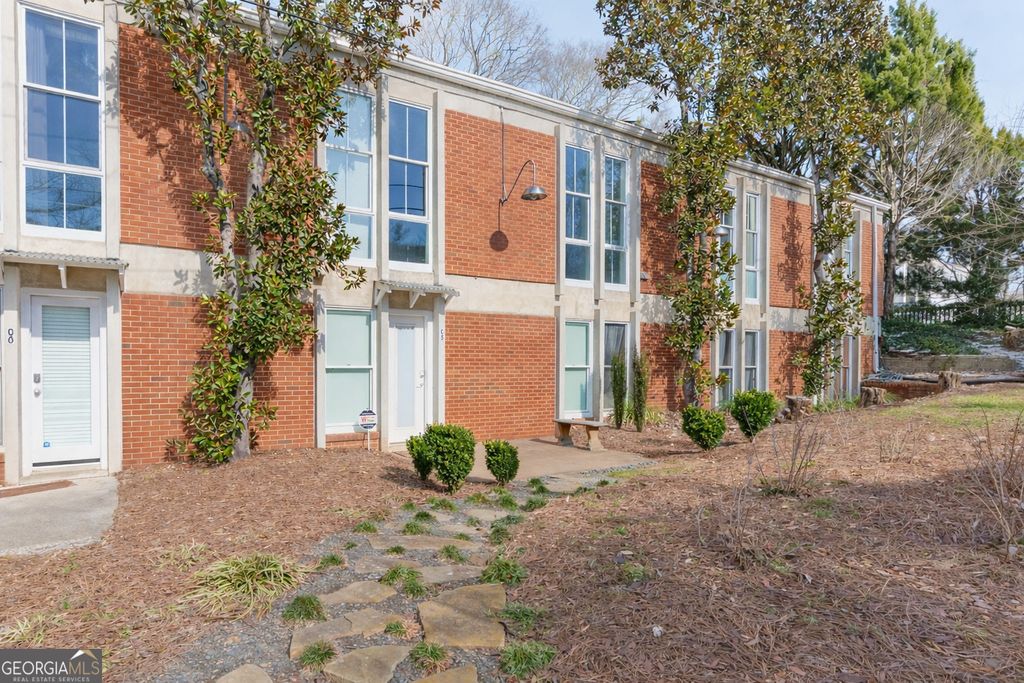 Photo of 1295 E Broad Street, Athens, GA 30601 (MLS # 10685196)