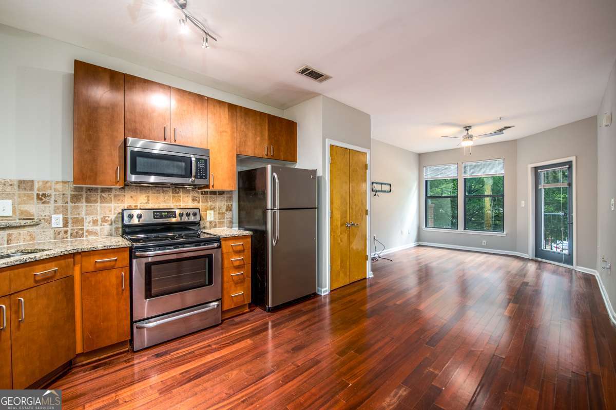 Gated Community! 1-bedroom Condominium (Condo) in excellent condition featuring a modern open floor plan, granite countertops, and stainless-steel appliances. Located downtown Atlanta in the trendy West End Community. The Condo is walking distance to the Atlanta University Center (Clarke Atlanta, Morehouse College, Spelman College), Atlanta Beltline, and all that intown Atlanta has to offer. The location is an extremely walkable area. The Atlanta airport is 12 minutes away. Purchase this Condo with a Conventional mortgage, VA mortgage, all cash, or a 1031 exchange. FHA is not approved for this Condo. Owner occupants only, the rental cap has been met. Month HOA is $490, which includes on site Property Manager at Gated Community. Come see this Condo TODAY!