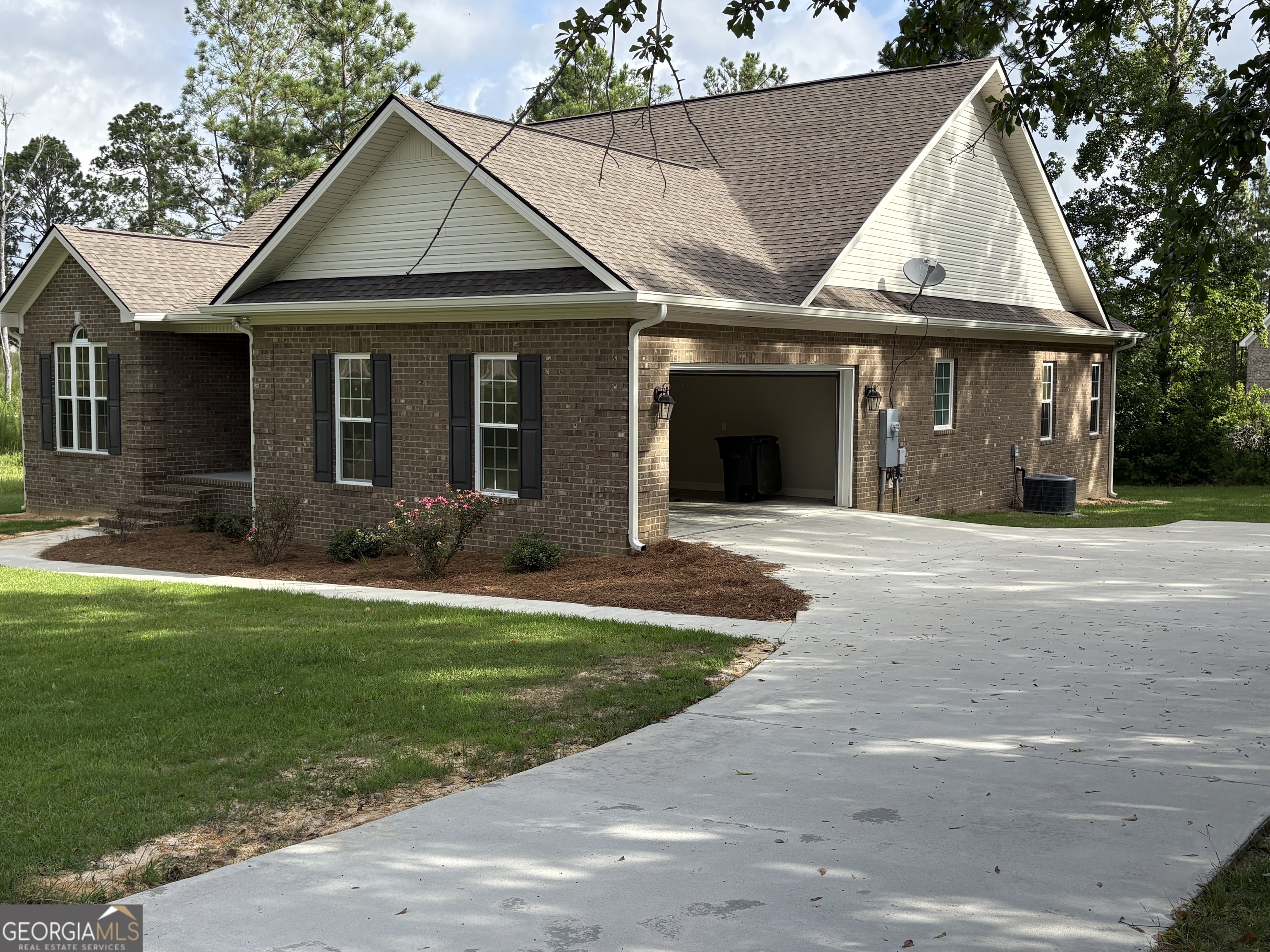 Statesboro, Georgia 30458, United States, 4 Bedrooms Bedrooms, ,3 BathroomsBathrooms,Residential,Active,173692