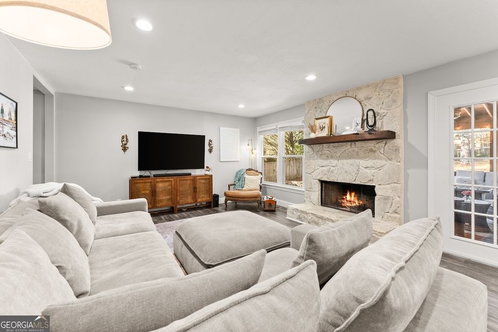 Photo of 4823 Hiawatha Drive, Gainesville, GA 30506 (MLS # 10637574)