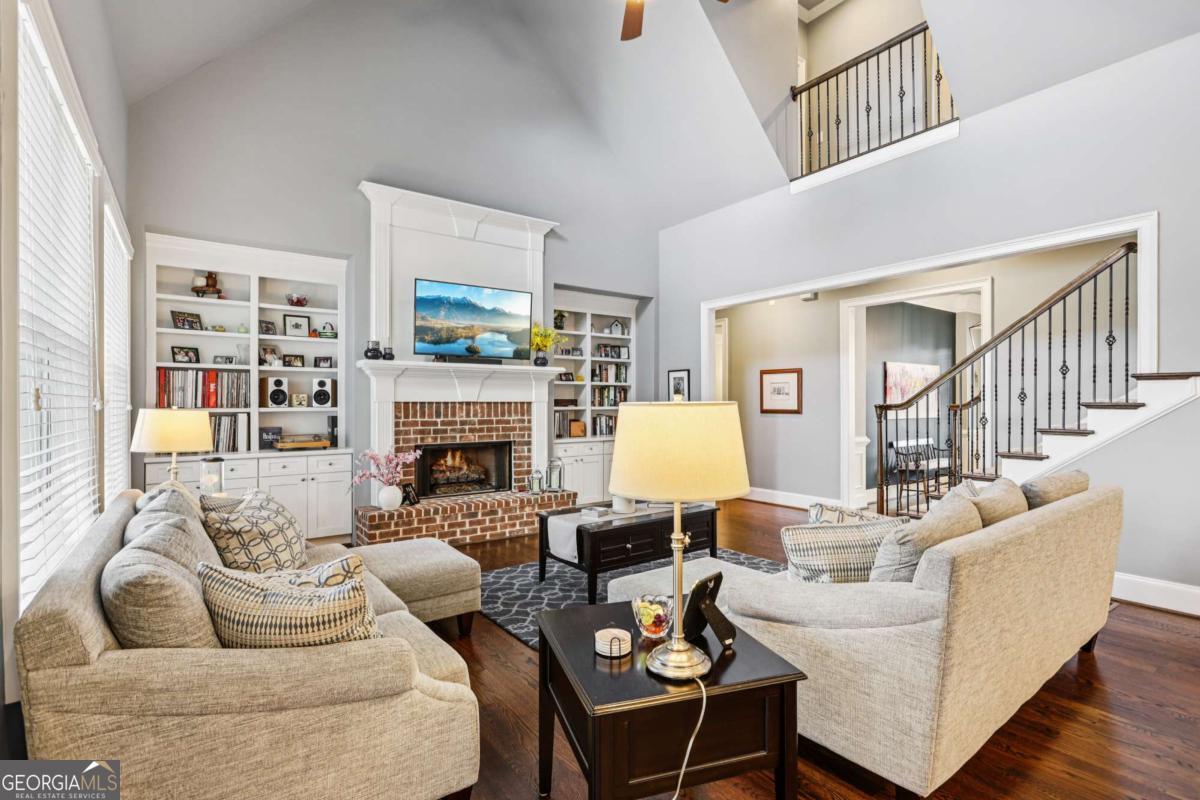 2470 Green Mountain DR