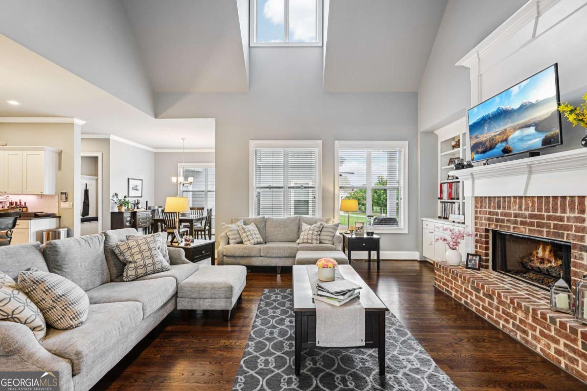 2470 Green Mountain DR