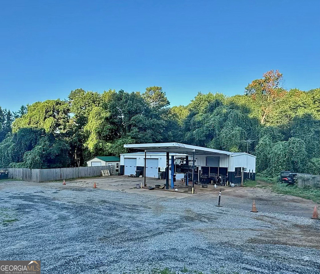 3.2 ACRES S Chestatee ST
