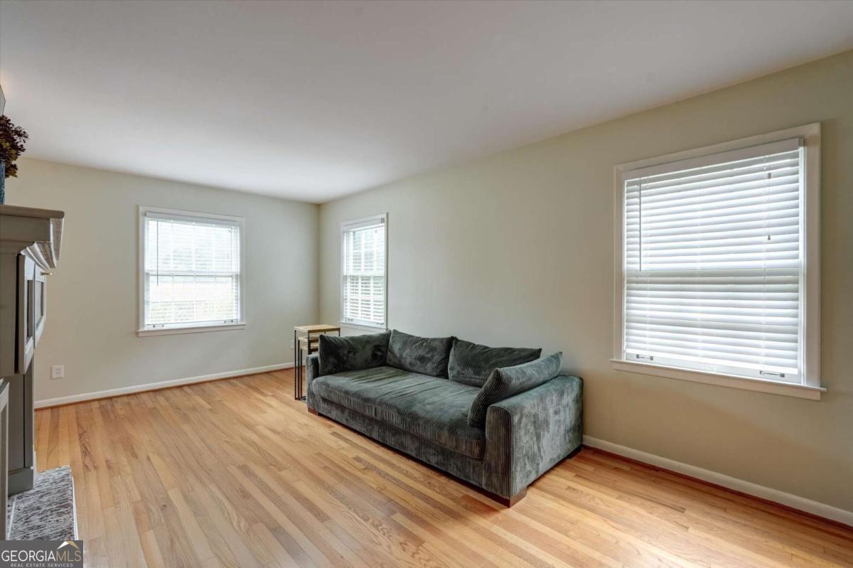 Decatur, Georgia 30033, United States, 3 Bedrooms Bedrooms, ,2 BathroomsBathrooms,Residential,Active,199517