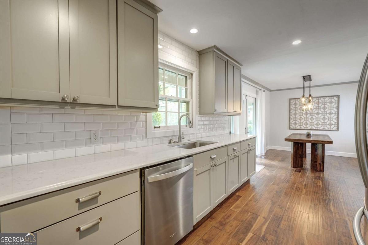 Decatur, Georgia 30033, United States, 3 Bedrooms Bedrooms, ,2 BathroomsBathrooms,Residential,Active,199517