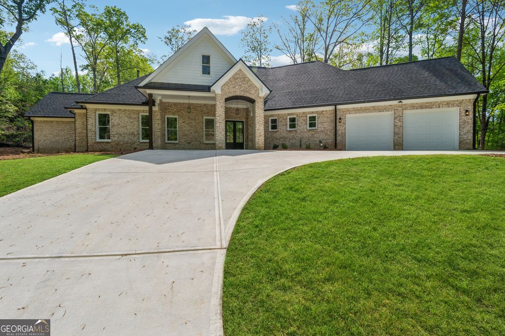 Photo of 6029 Wellington Avenue, Gainesville, GA 30506 (MLS # 10767430)