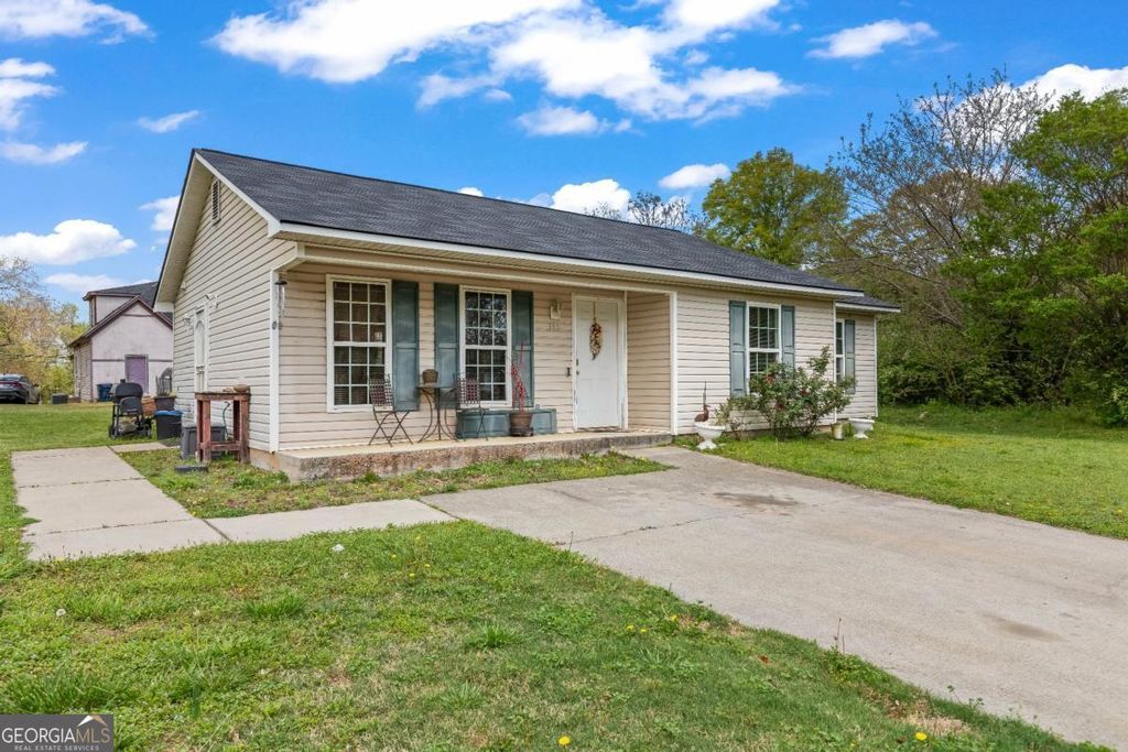 Photo of 315 E Central Avenue, Griffin, GA 30223 (MLS # 10805501)