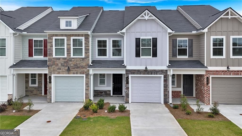 Photo of 317 Rolling Green Road #107, Adairsville, GA 30103 (MLS # 10672203)