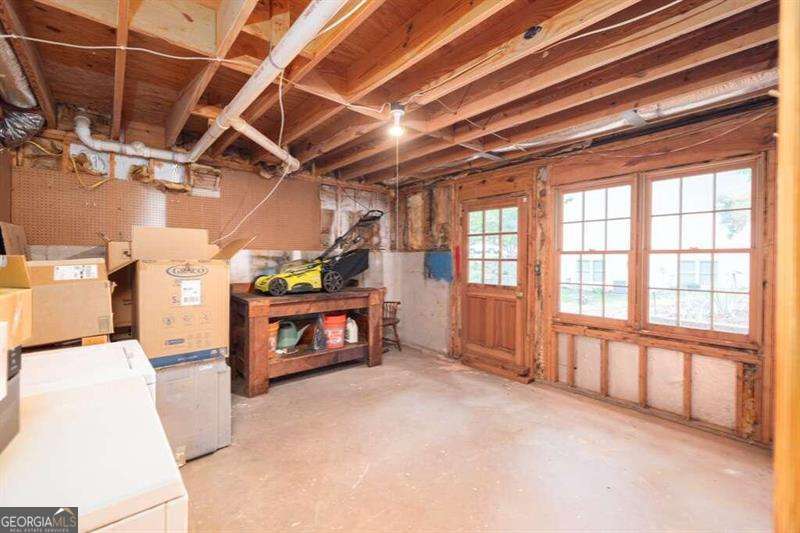 Windward - Residential Lease