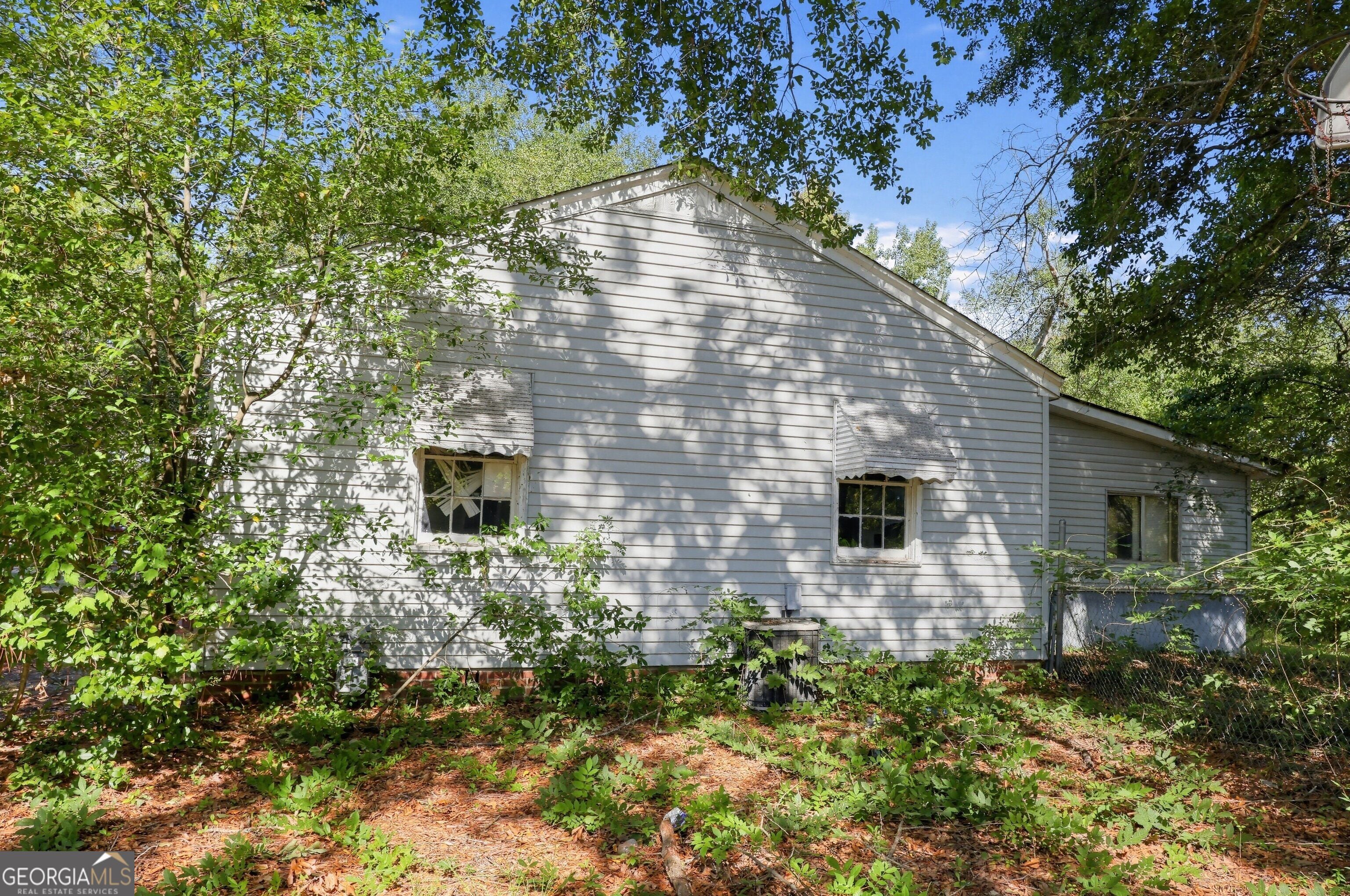 2226 Killebrew AVE
