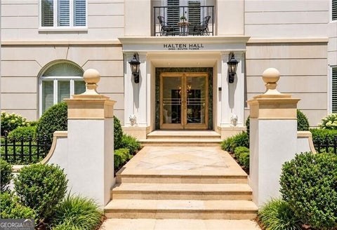 Photo of 2960 S Pharr Court NW #3, Atlanta, GA 30305 (MLS # 10868594)