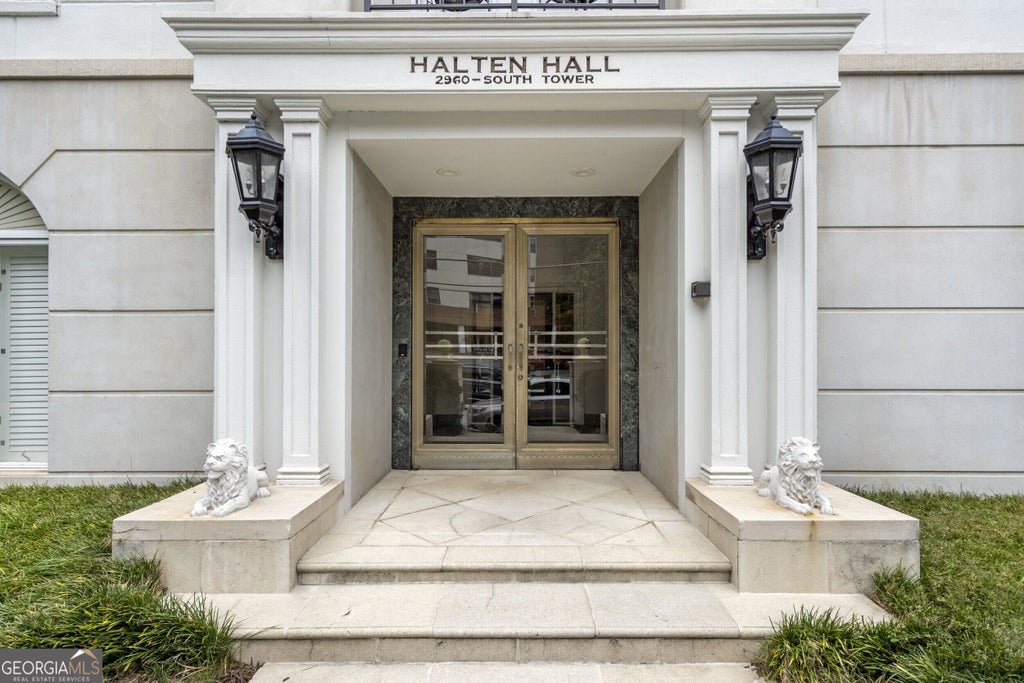Photo of 2960 S Pharr Court NW #3, Atlanta, GA 30305 (MLS # 10868594)