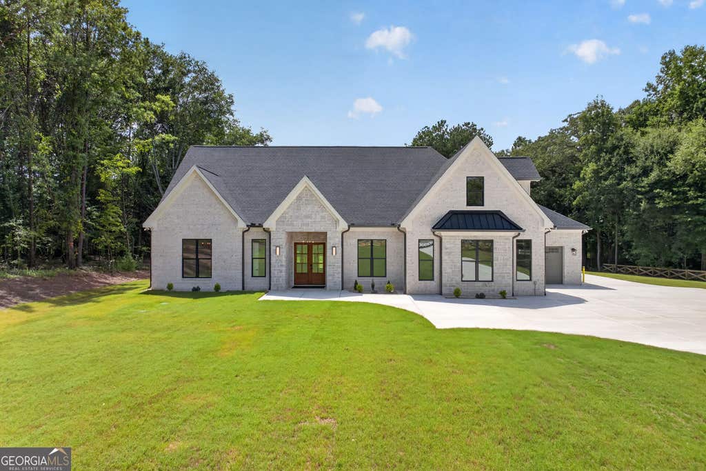 Photo of 3714 Double Springs Road SW, Monroe, GA 30656 (MLS # 10820325)