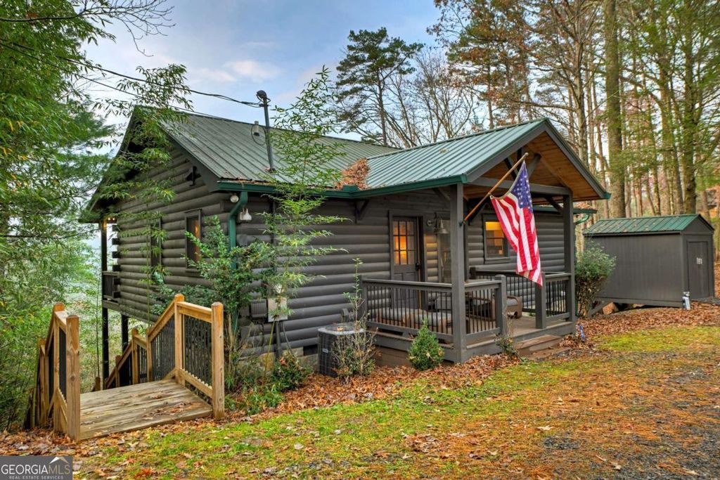 Photo of 89 N Whitepath Circle, Ellijay, GA 30540 (MLS # 10771539)
