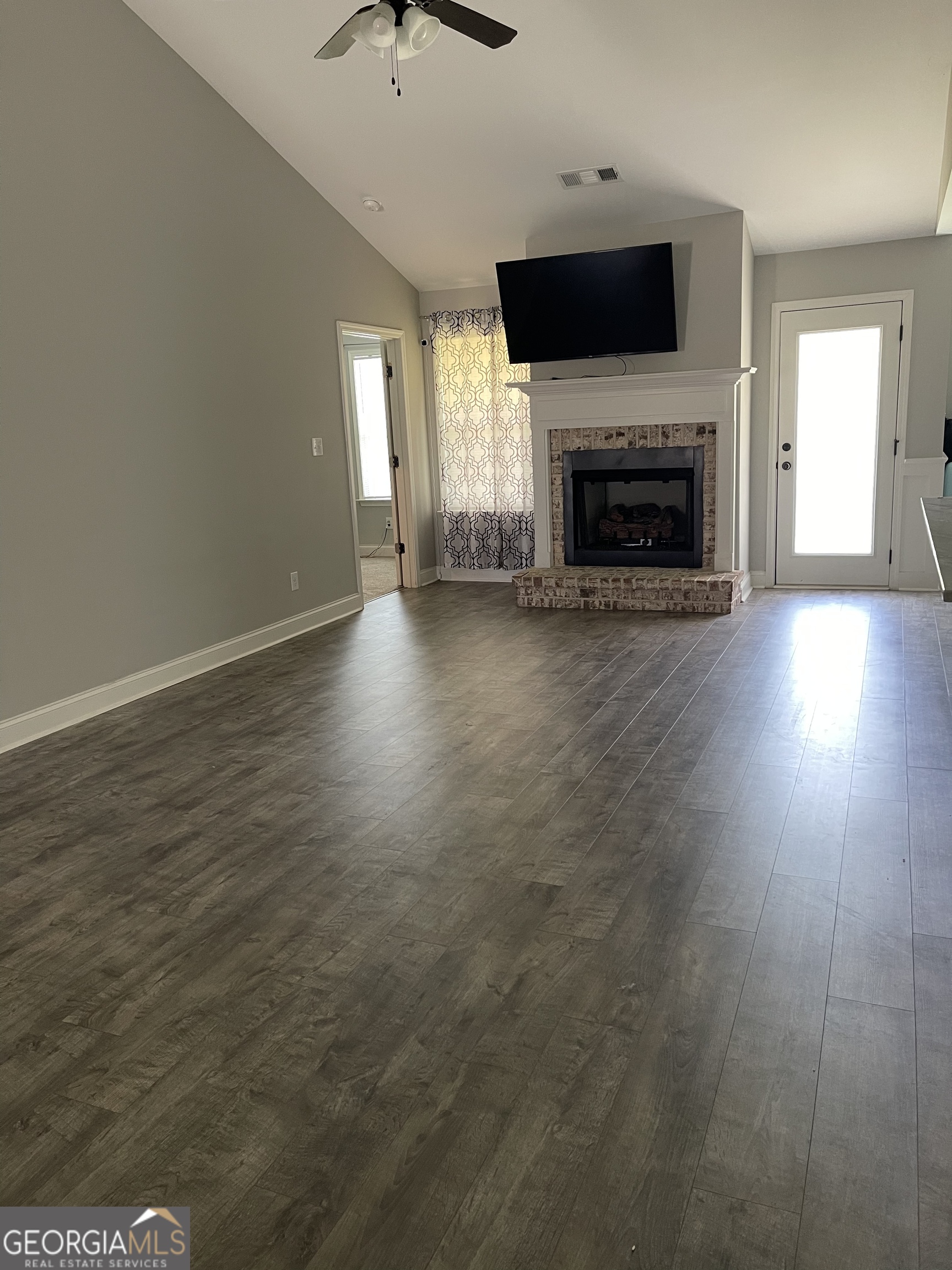 113 Sourwood LN