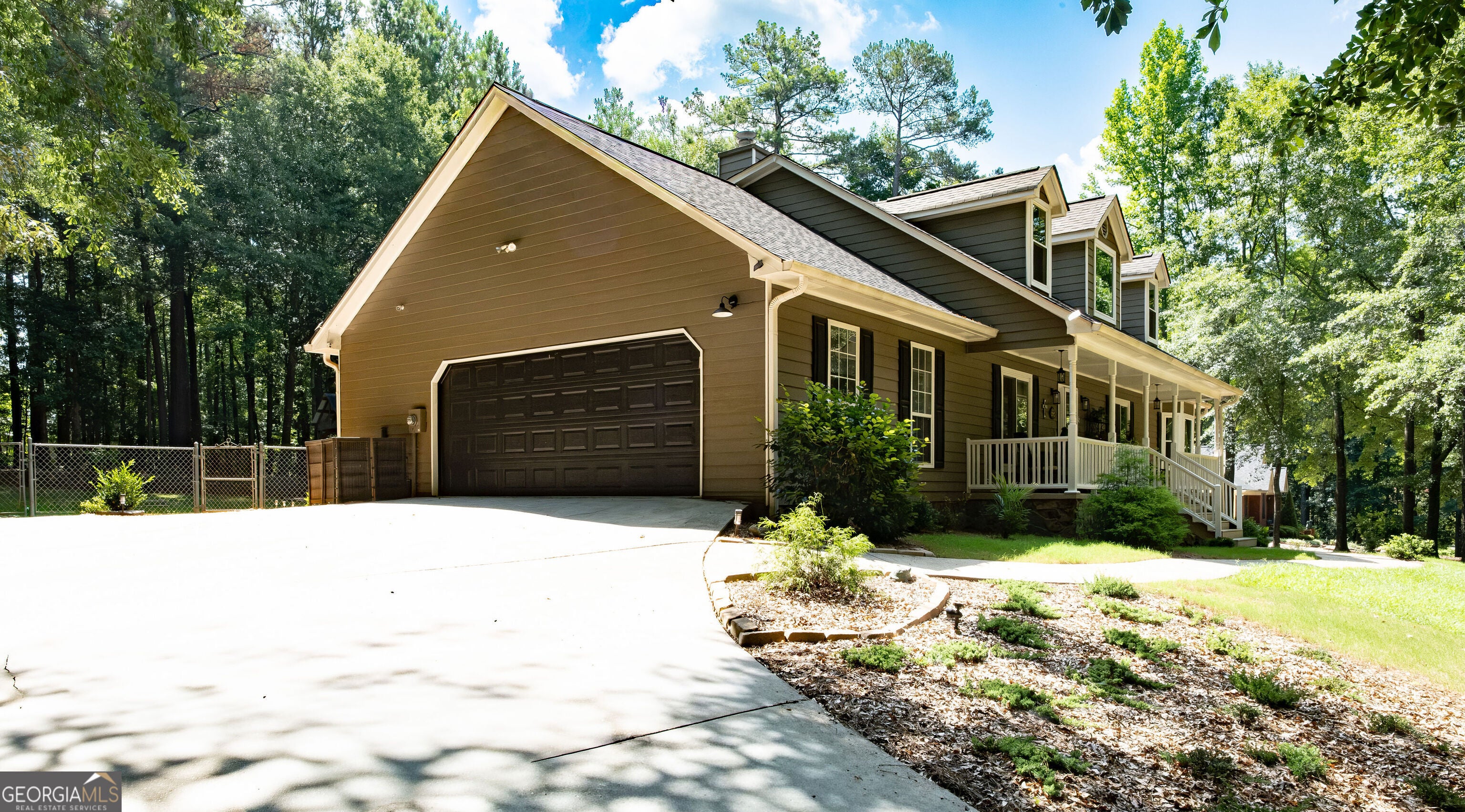 85 Allie DR