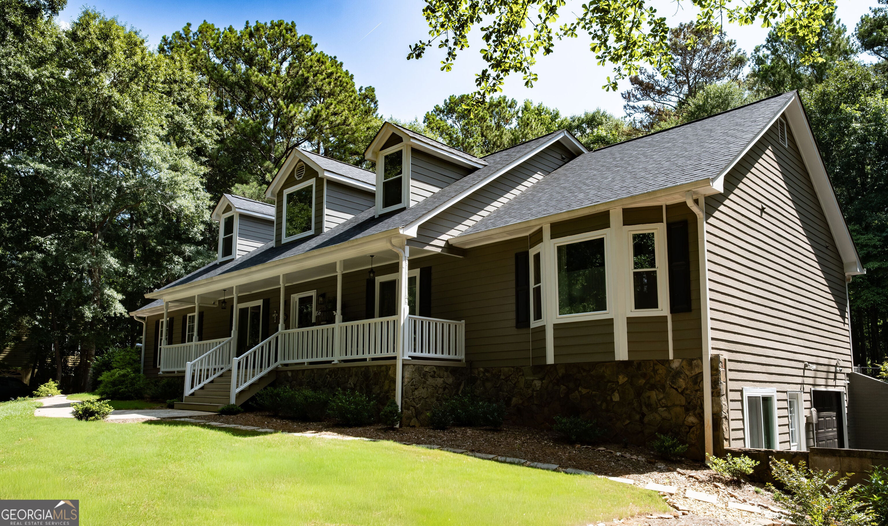 85 Allie DR