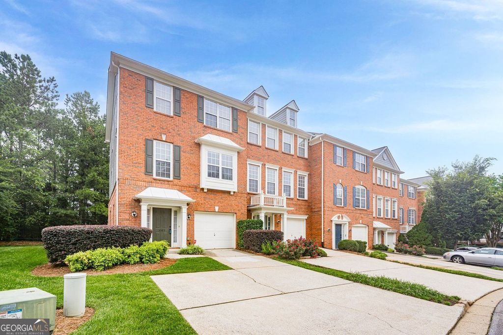 Photo of 5589 TRACE VIEWS Dr, Norcross, GA 30071 (MLS # 10677890)