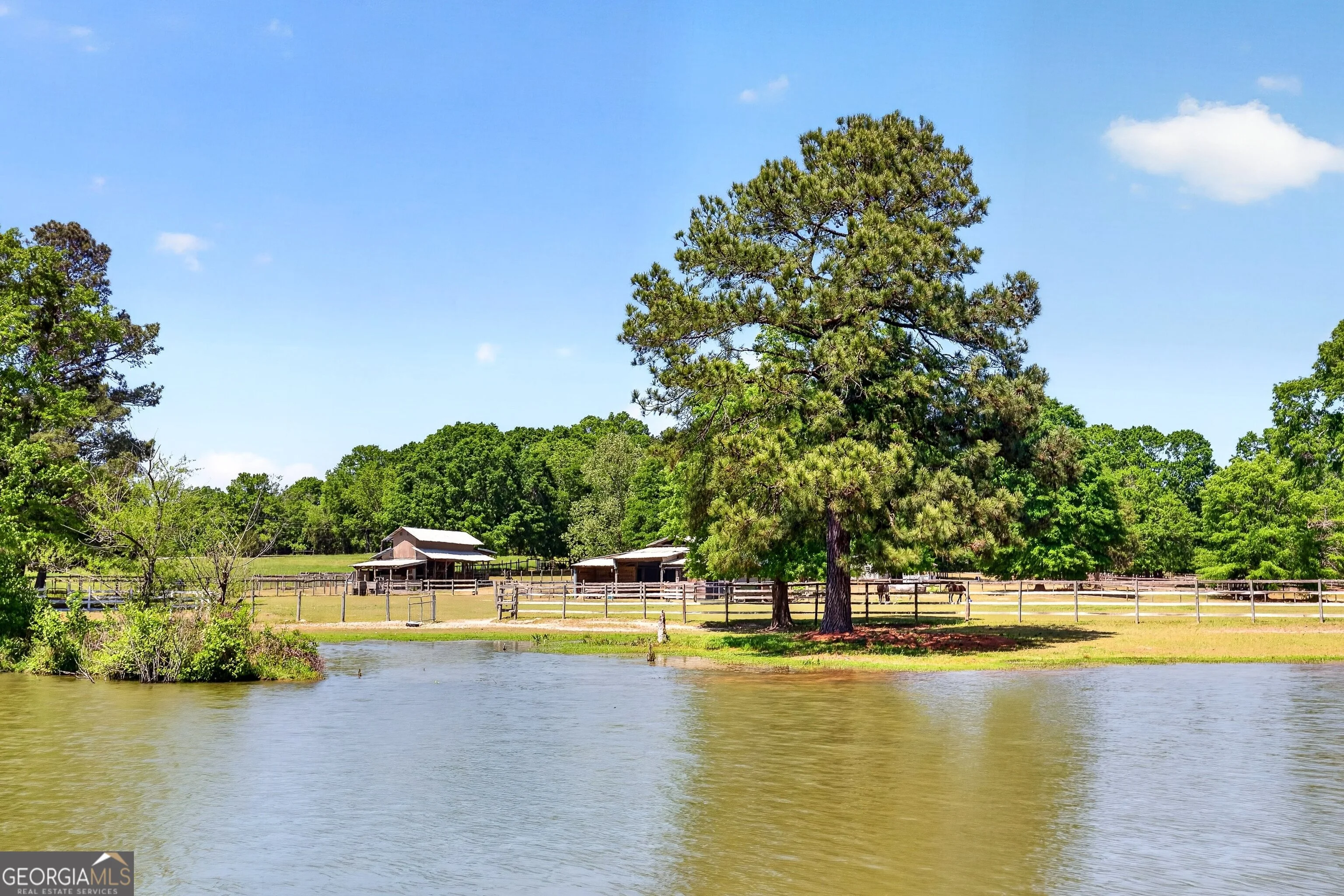 511 W Mcintosh Road