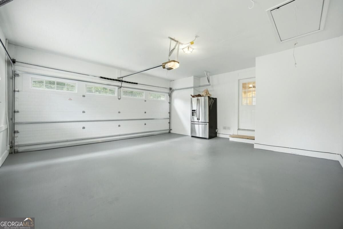 2220 Spring Mill CV
